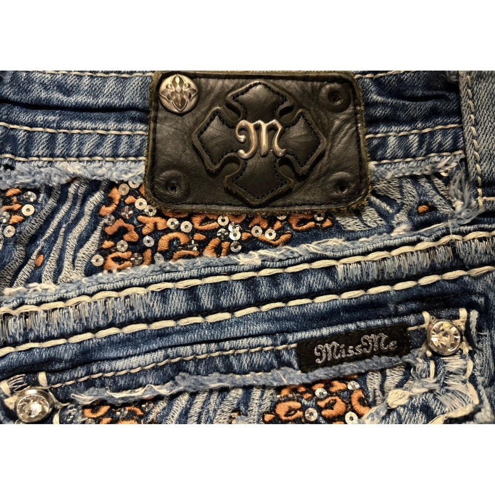 Miss Me Jeans Womens 29 Bootcut Flare Leopard Sequin Embellished Medium Wash - Picture 7 of 12